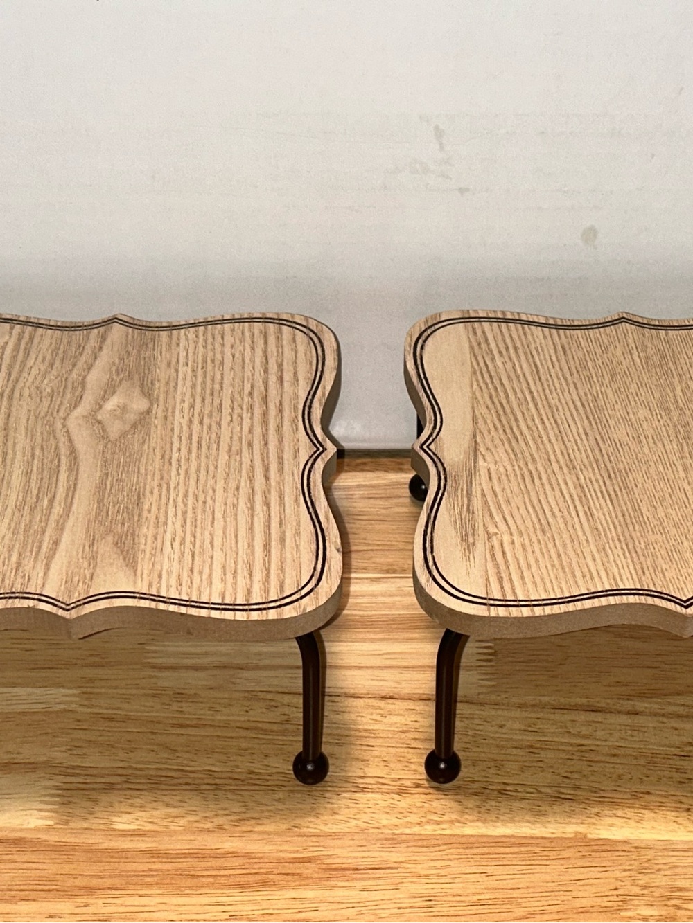 Wood Grain Trivets with Decorative Edge set of 2